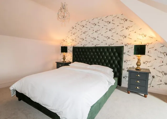 39 West Street * Scarborough